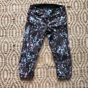 Lululemon capris